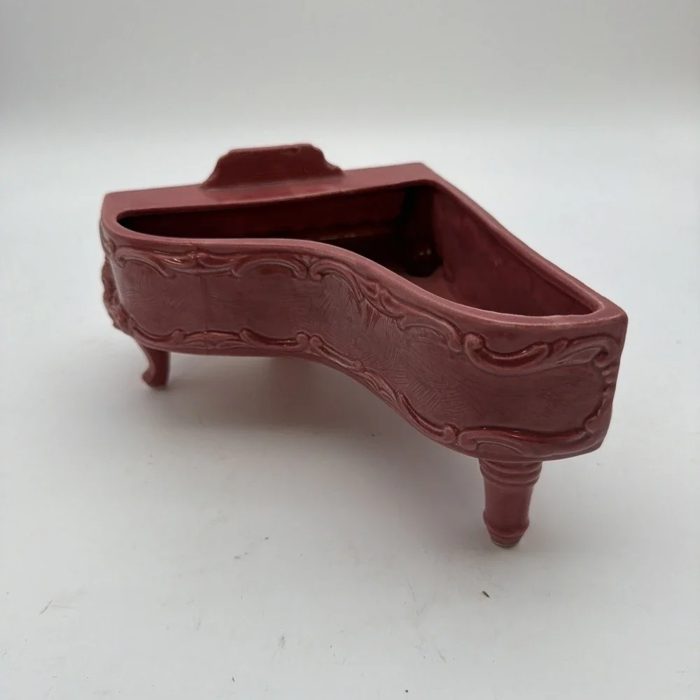 vintage ceramic baby grand piano planter in a dusty rose